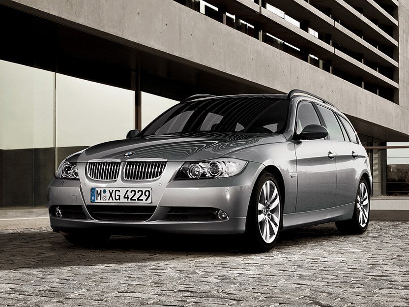 Расход газа десяти комплектаций универсала пять дверей BMW 3 серия. Разница стоимости заправки газом и бензином. Автономный пробег до и после установки ГБО.
