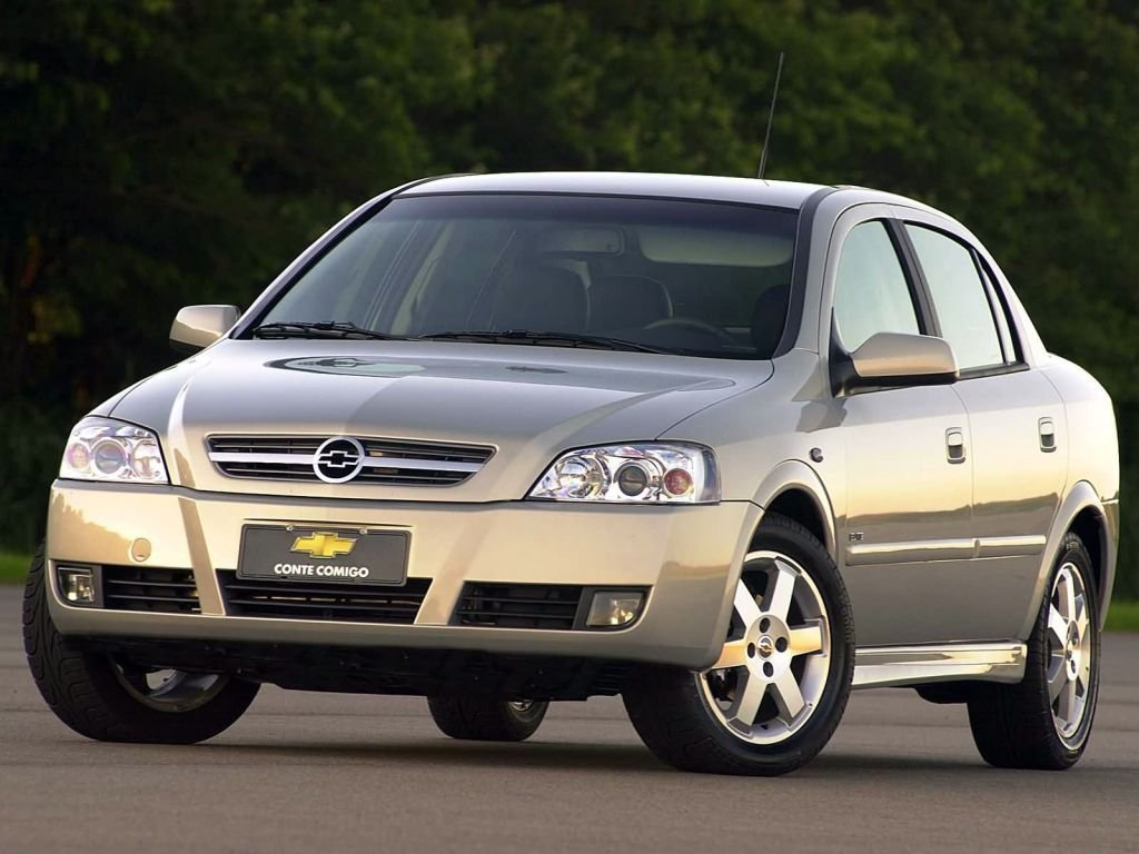 Расход газа двух комплектаций седана Chevrolet Astra. Разница стоимости заправки газом и бензином. Автономный пробег до и после установки ГБО.