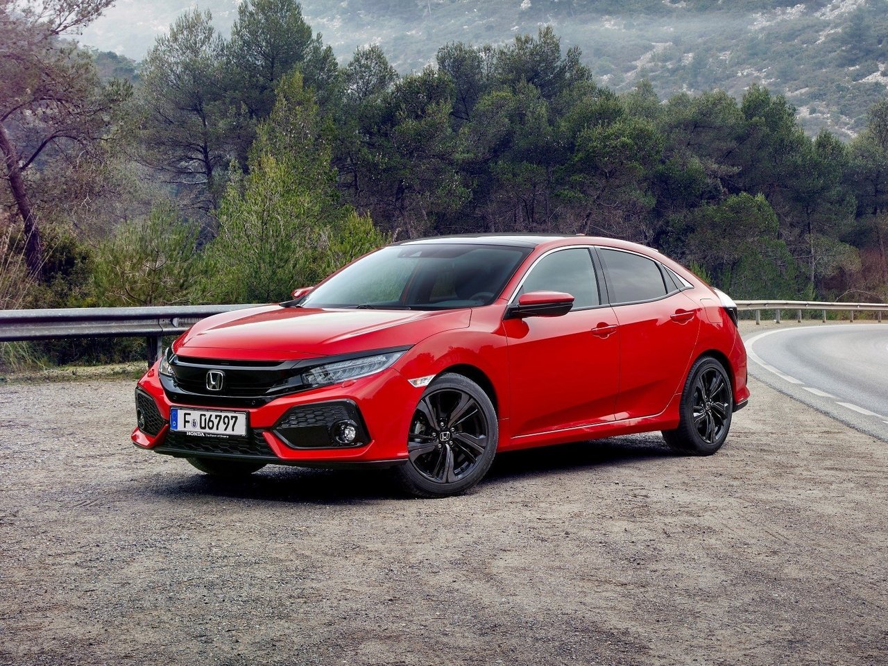 Расход газа четырёх комплектаций хэтчбека пять дверей Honda Civic. Разница стоимости заправки газом и бензином. Автономный пробег до и после установки ГБО.