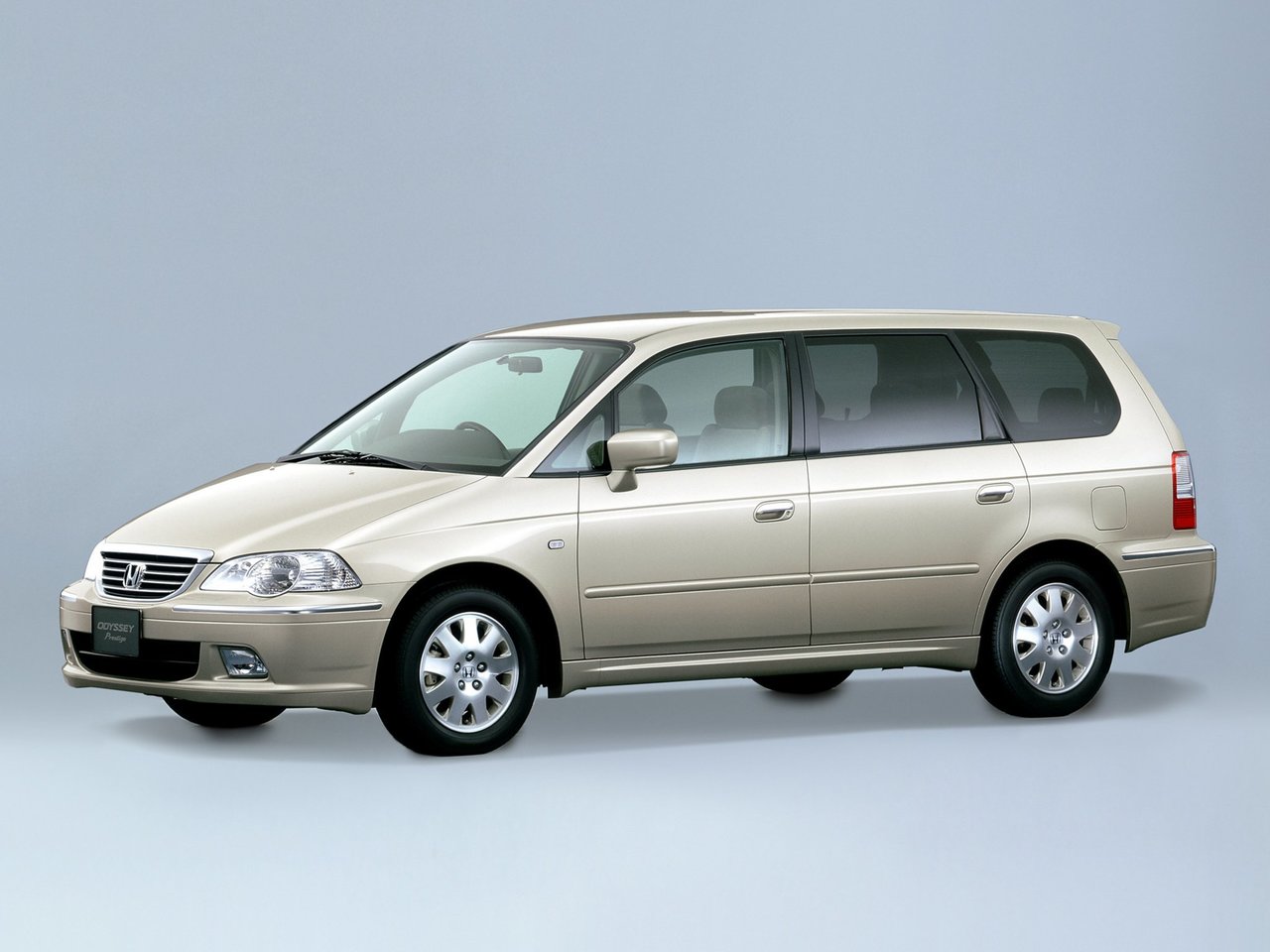 Расход газа пяти комплектаций компактвэна Honda Odyssey. Разница стоимости заправки газом и бензином. Автономный пробег до и после установки ГБО.