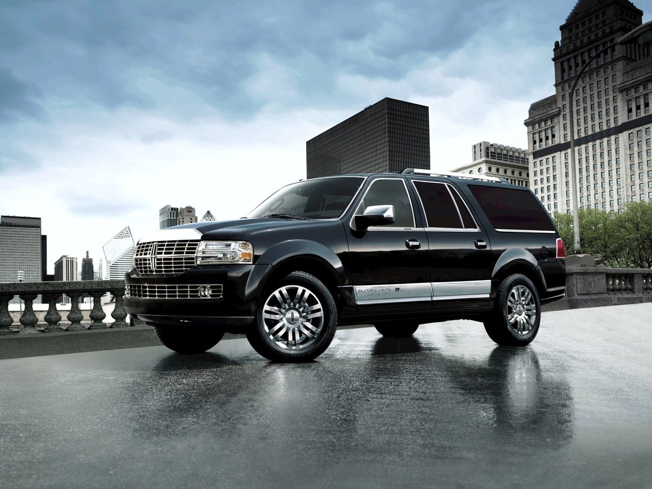 Расход газа одной комплектации внедорожника пять дверей L Lincoln Navigator. Разница стоимости заправки газом и бензином. Автономный пробег до и после установки ГБО.