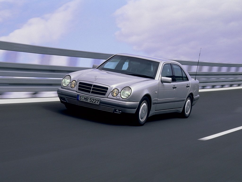 Снижаем расход Mercedes-Benz E-klasse на топливо, устанавливаем ГБО