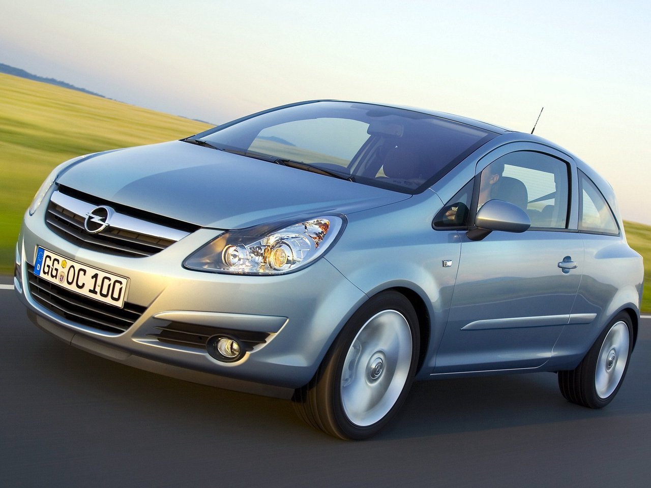 Расход газа шести комплектаций хэтчбека три двери Opel Corsa. Разница стоимости заправки газом и бензином. Автономный пробег до и после установки ГБО.