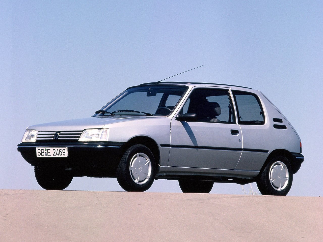 Снижаем расход Peugeot 205 на топливо, устанавливаем ГБО