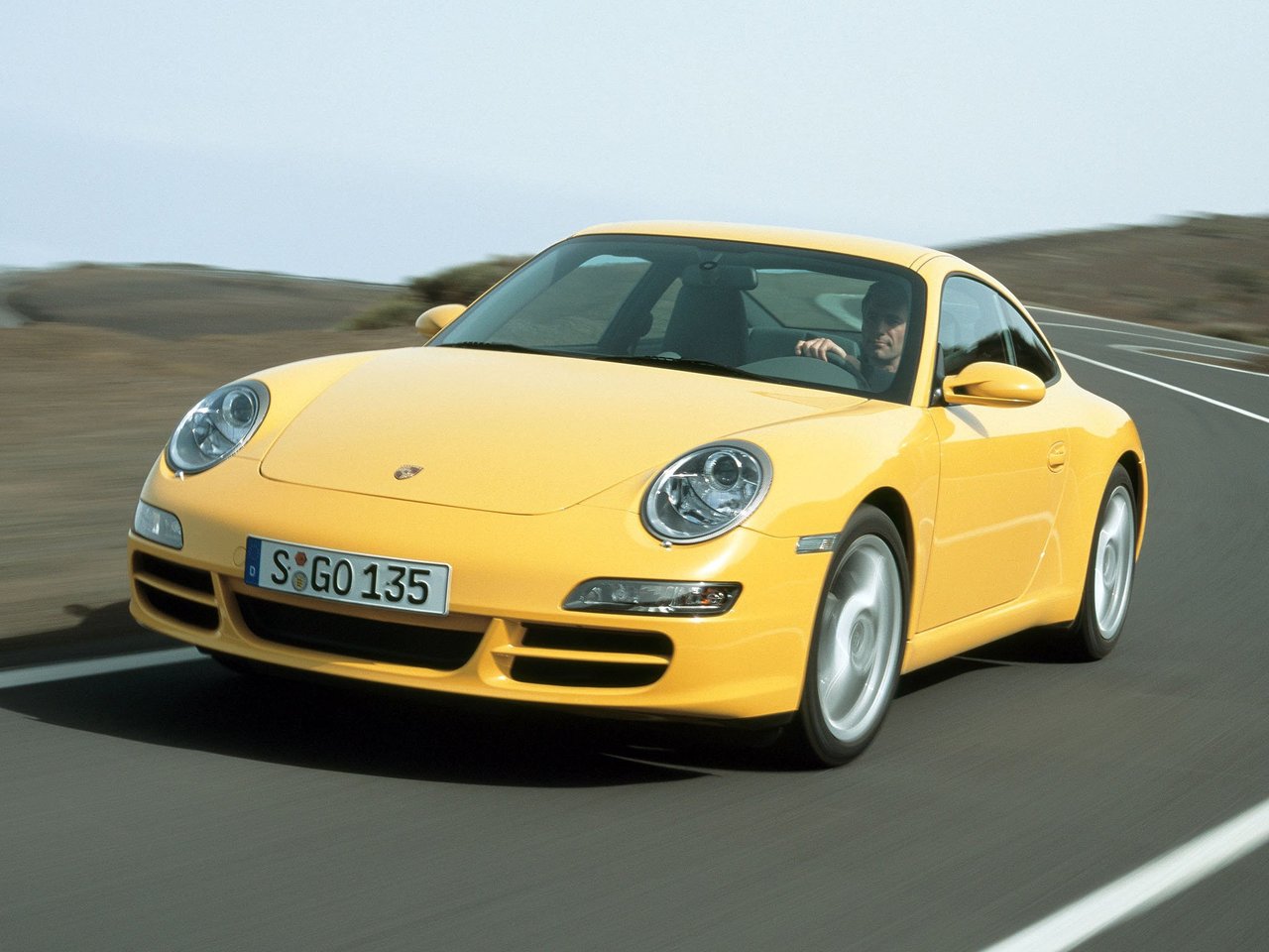Расход газа шести комплектаций купе Porsche 911. Разница стоимости заправки газом и бензином. Автономный пробег до и после установки ГБО.
