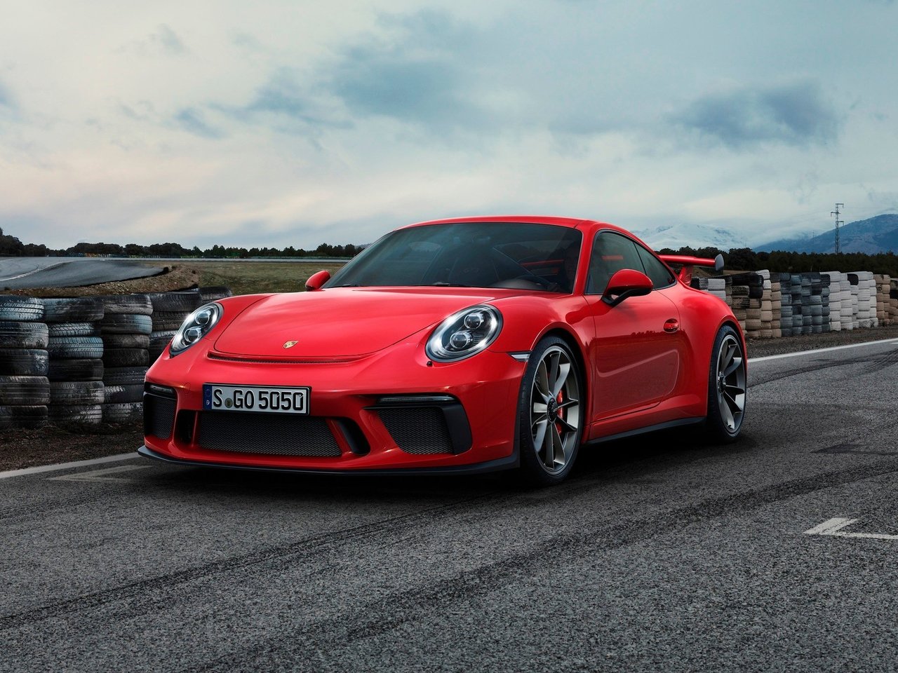 Снижаем расход Porsche 911 GT3 на топливо, устанавливаем ГБО