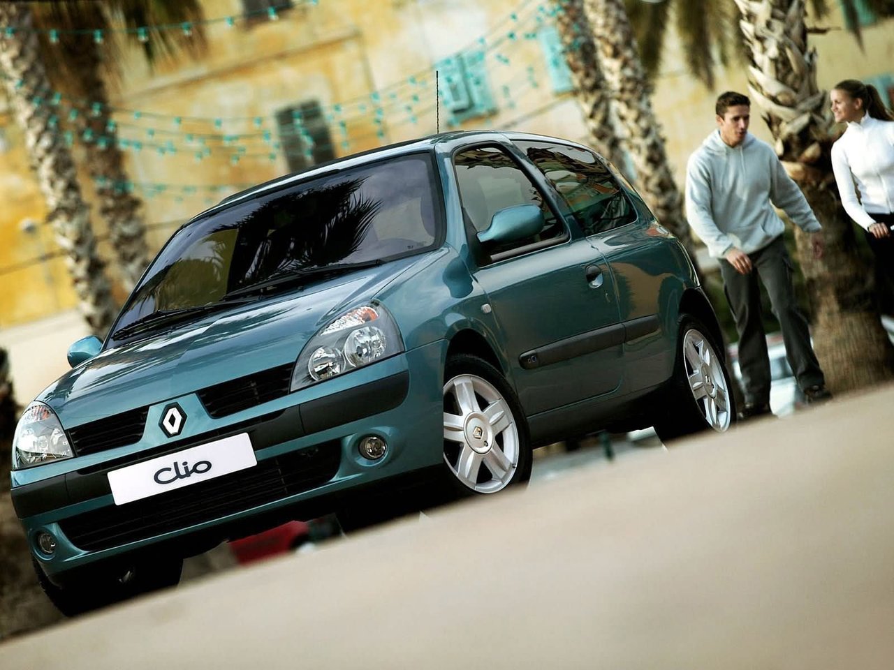 Расход газа трёх комплектаций хэтчбека три двери Renault Clio. Разница стоимости заправки газом и бензином. Автономный пробег до и после установки ГБО.