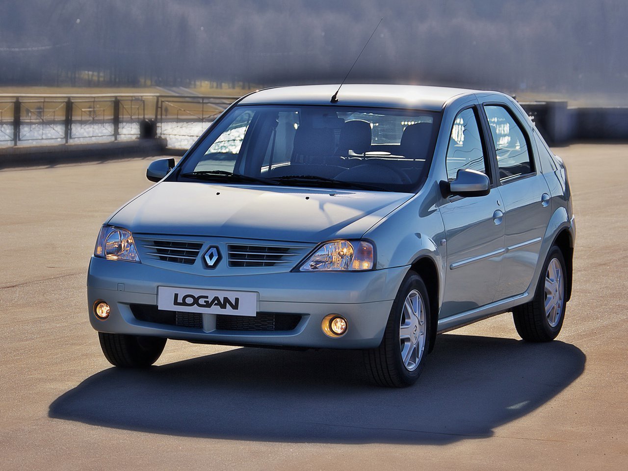 Расход газа трёх комплектаций седана Renault Logan. Разница стоимости заправки газом и бензином. Автономный пробег до и после установки ГБО.