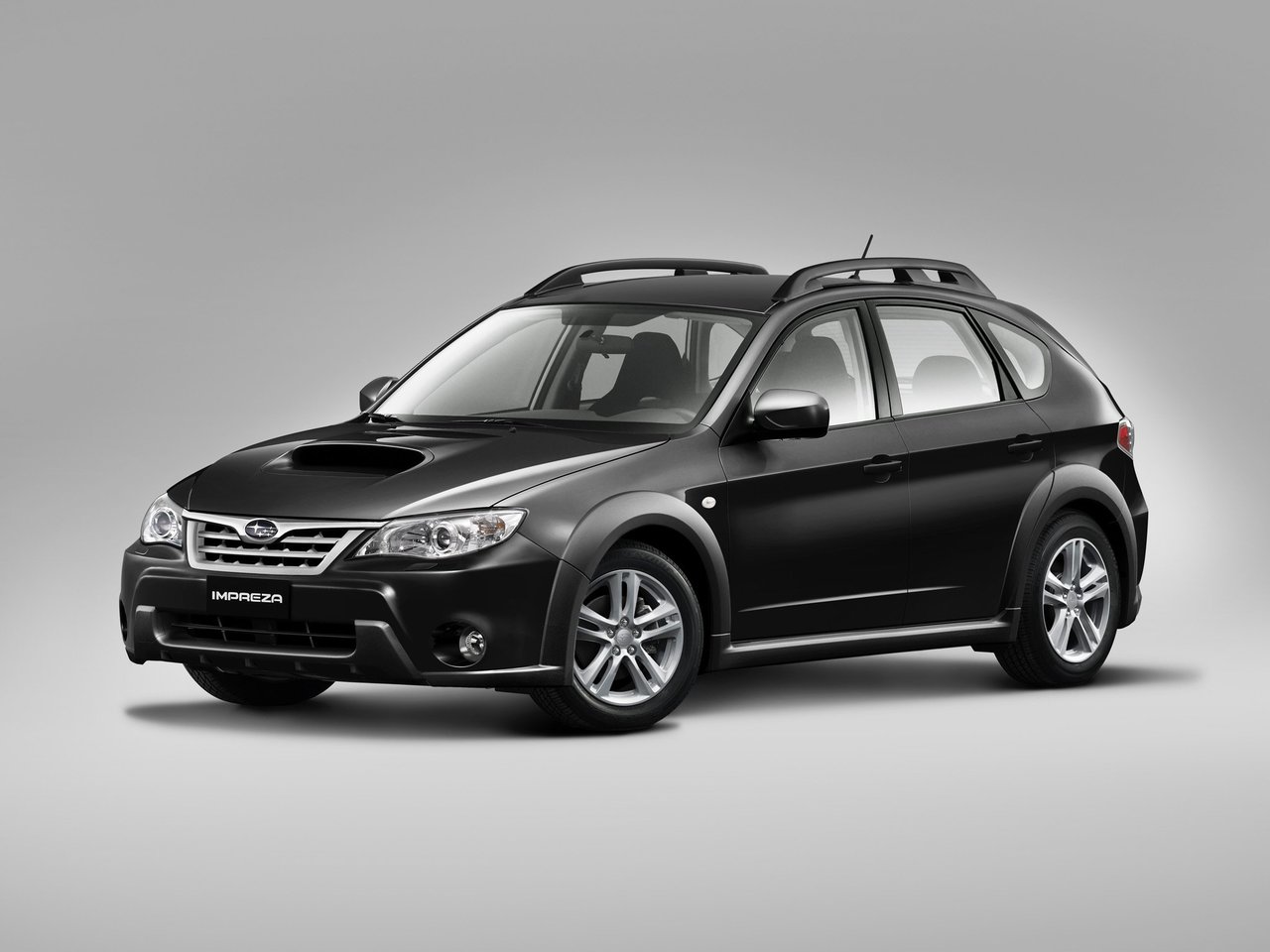 Расход газа двух комплектаций хэтчбека пять дверей XV Subaru Impreza. Разница стоимости заправки газом и бензином. Автономный пробег до и после установки ГБО.