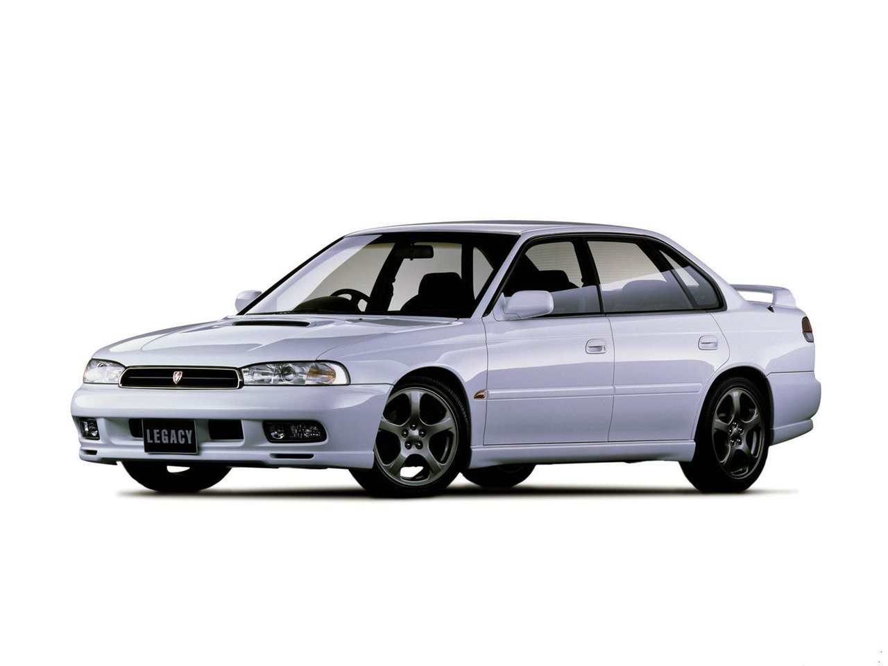 Расход газа девяти комплектаций седана Subaru Legacy. Разница стоимости заправки газом и бензином. Автономный пробег до и после установки ГБО.