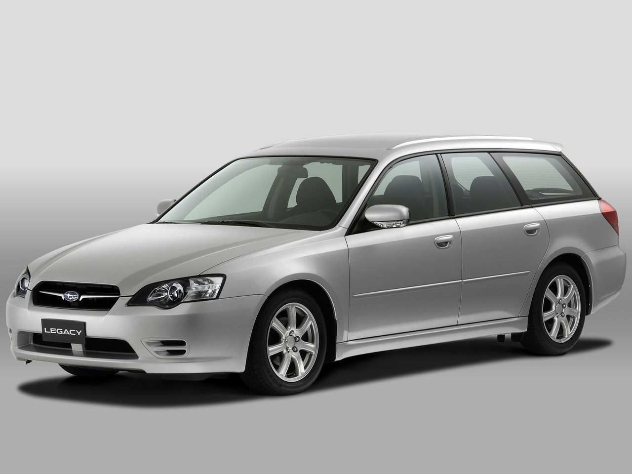 Расход газа семи комплектаций универсала пять дверей Subaru Legacy. Разница стоимости заправки газом и бензином. Автономный пробег до и после установки ГБО.