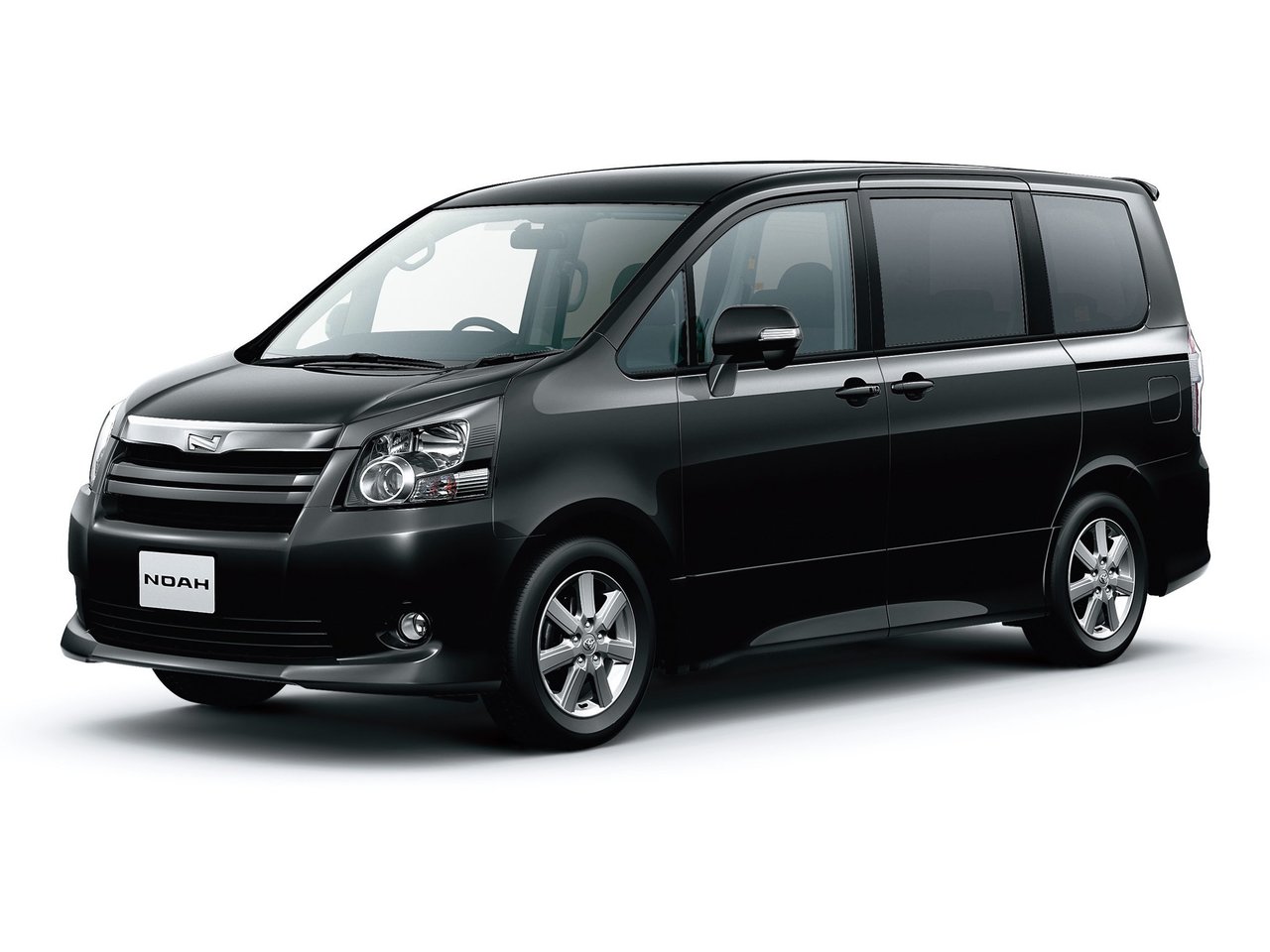 Снижаем расход Toyota Noah на топливо, устанавливаем ГБО