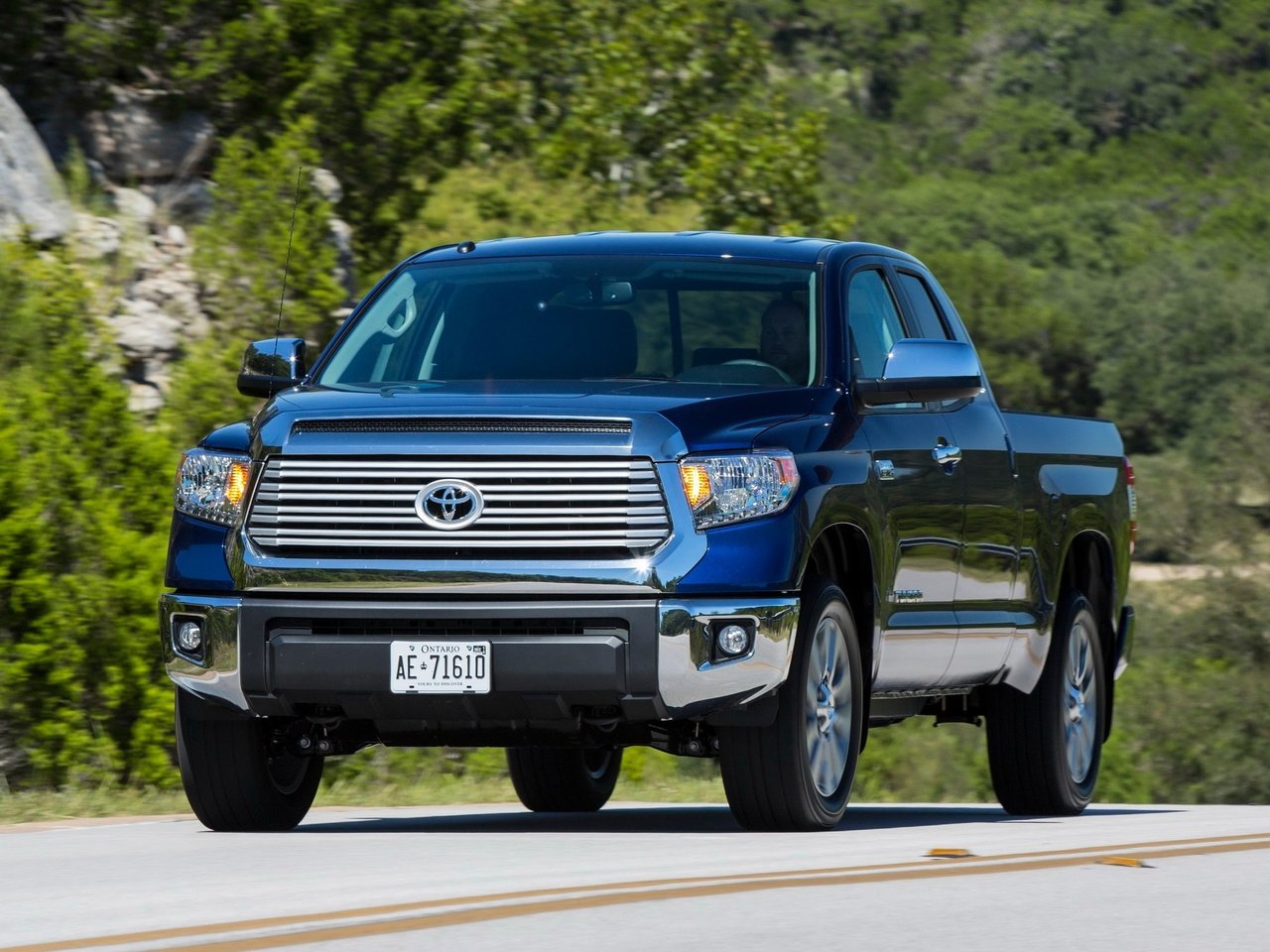 Расход газа трёх комплектаций пикапа Полуторная кабина Toyota Tundra. Разница стоимости заправки газом и бензином. Автономный пробег до и после установки ГБО.