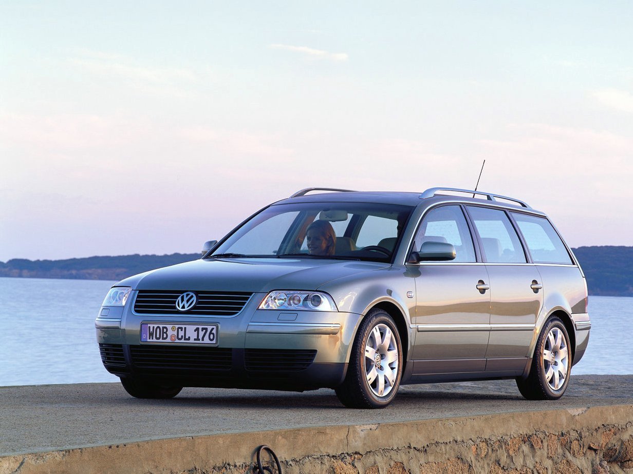 Расход газа двенадцати комплектаций универсала пять дверей Volkswagen Passat. Разница стоимости заправки газом и бензином. Автономный пробег до и после установки ГБО.