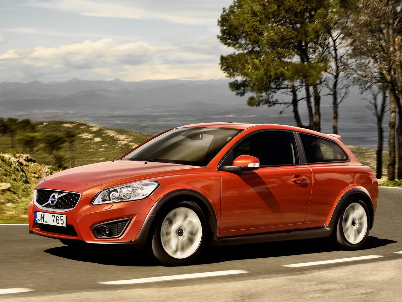 Снижаем расход Volvo C30 на топливо, устанавливаем ГБО