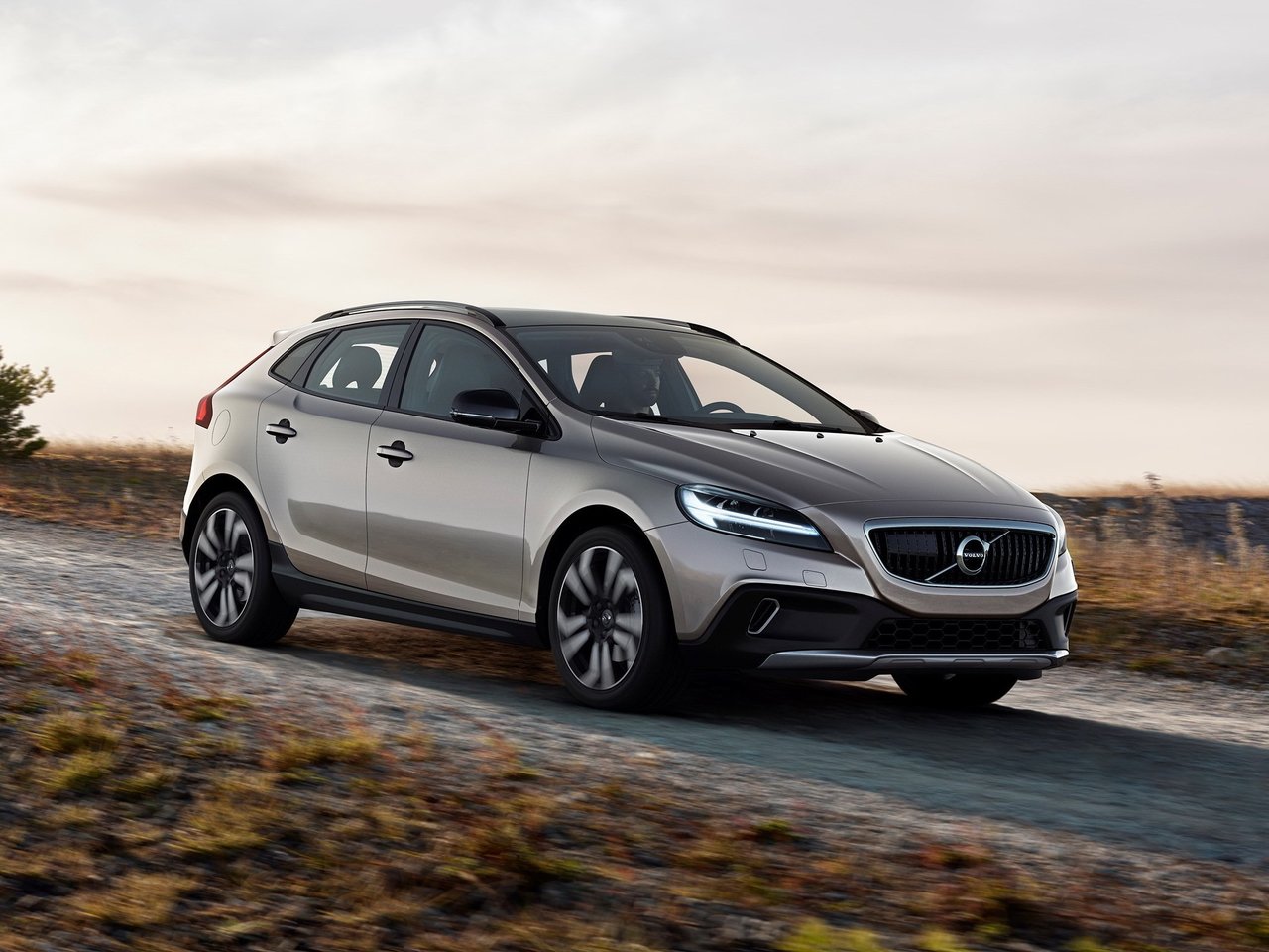 Снижаем расход Volvo V40 Cross Country на топливо, устанавливаем ГБО