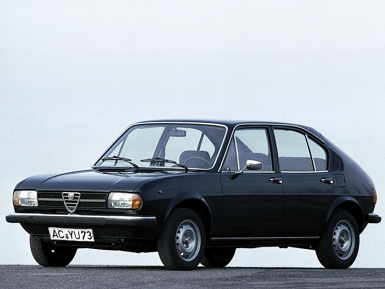 Расход газа одной комплектации хэтчбека пять дверей Alfa Romeo Alfasud. Разница стоимости заправки газом и бензином. Автономный пробег до и после установки ГБО.