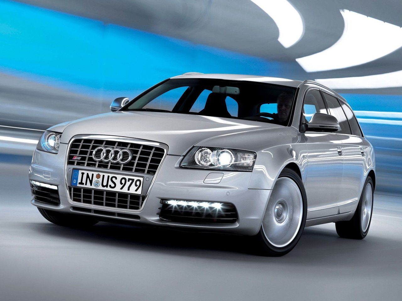 Расход газа одной комплектации универсала пять дверей Audi S6. Разница стоимости заправки газом и бензином. Автономный пробег до и после установки ГБО.