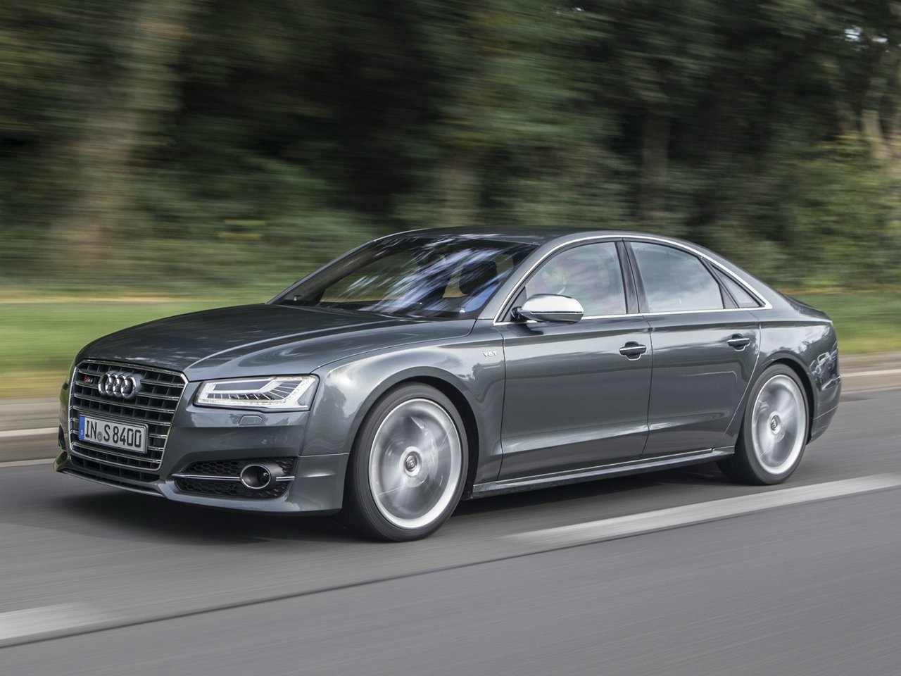 Расход газа одной комплектации седана Audi S8. Разница стоимости заправки газом и бензином. Автономный пробег до и после установки ГБО.