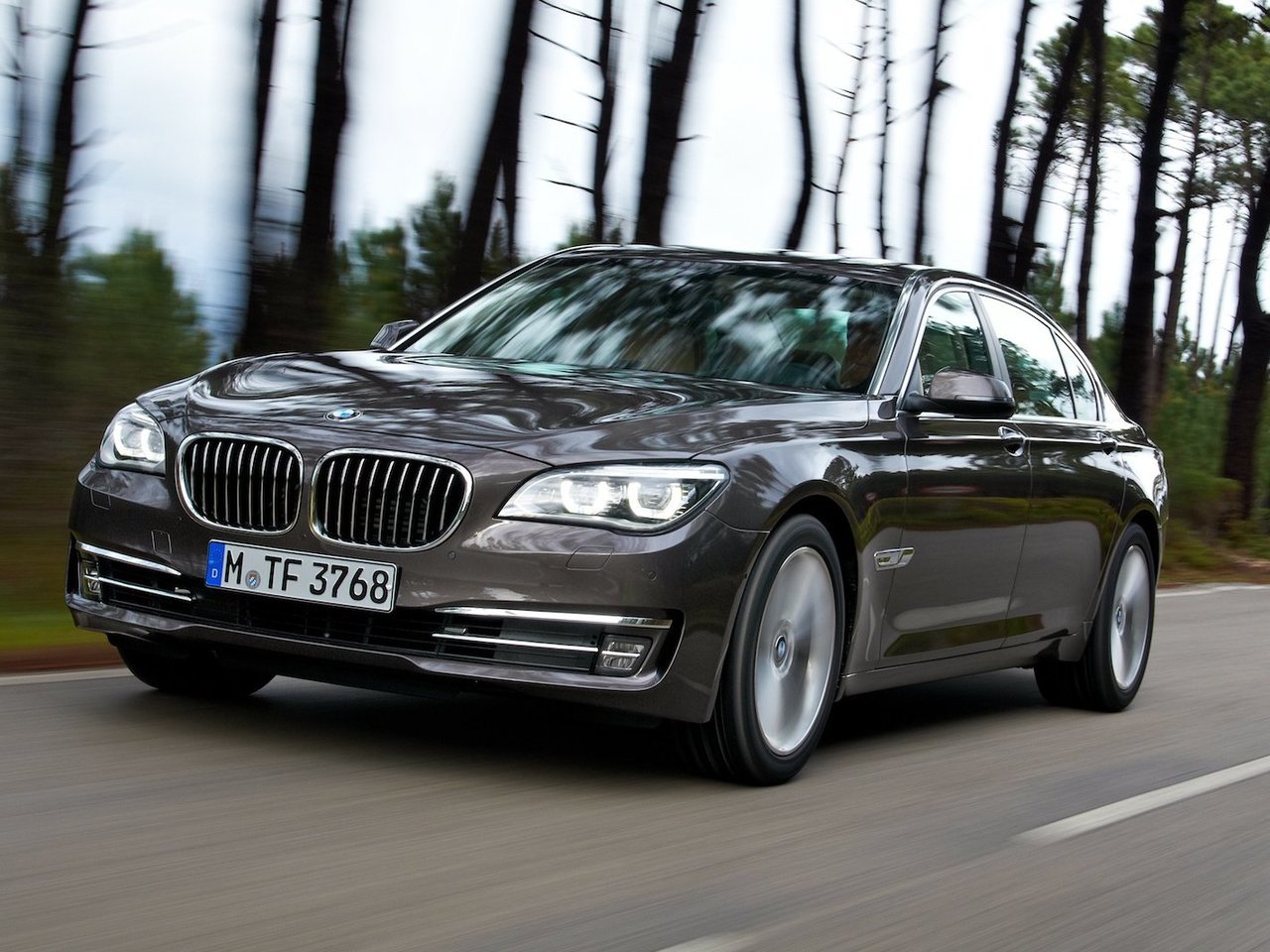 Расход газа трёх комплектаций седана Long BMW 7 серия. Разница стоимости заправки газом и бензином. Автономный пробег до и после установки ГБО.