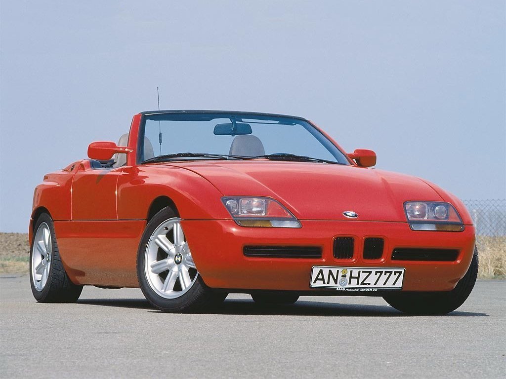 Расход газа одной комплектации родстера BMW Z1. Разница стоимости заправки газом и бензином. Автономный пробег до и после установки ГБО.