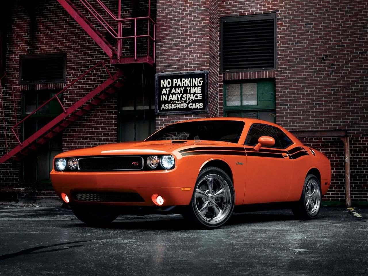 Снижаем расход Dodge Challenger на топливо, устанавливаем ГБО