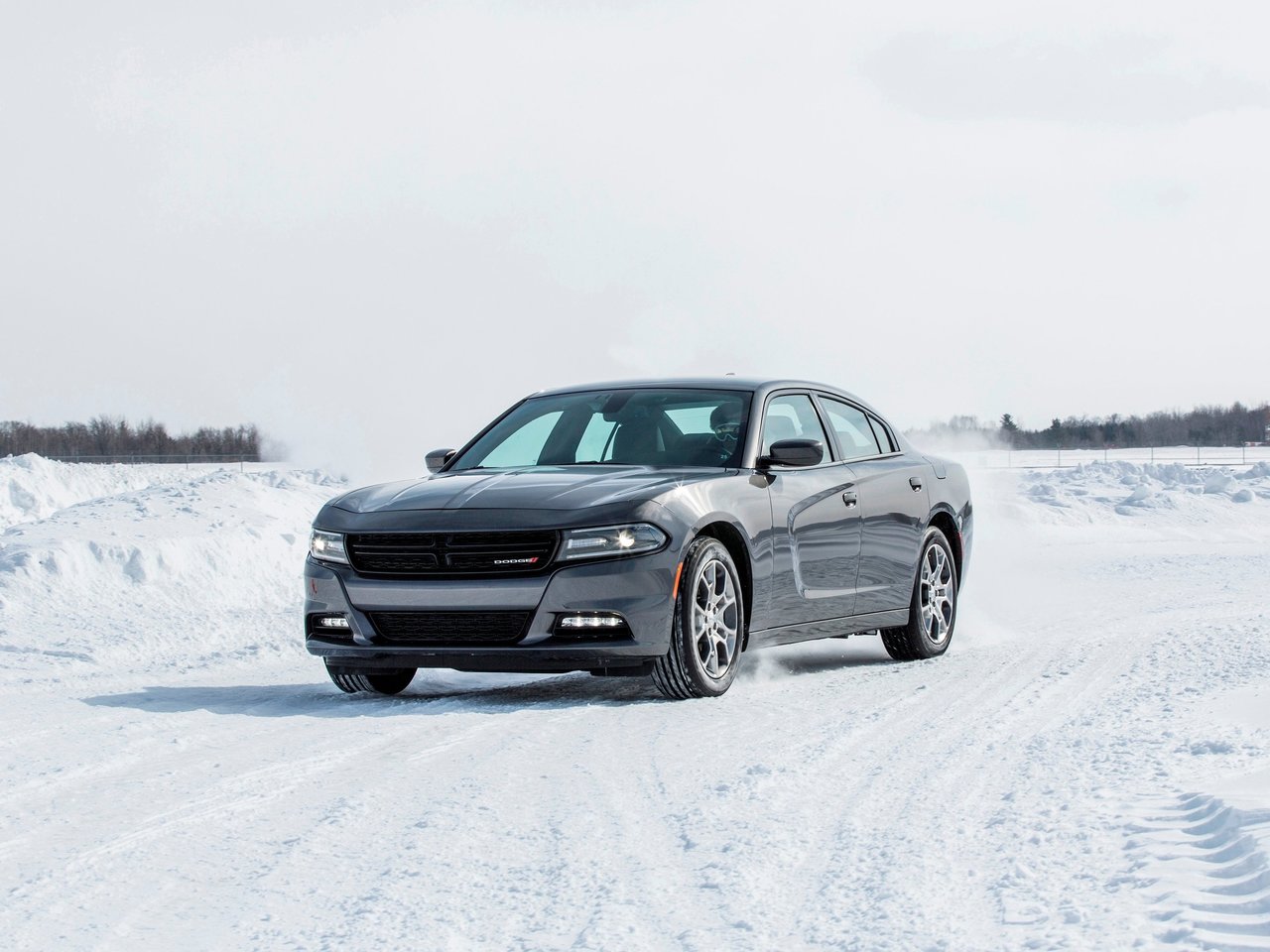 Расход газа двух комплектаций седана Dodge Charger. Разница стоимости заправки газом и бензином. Автономный пробег до и после установки ГБО.