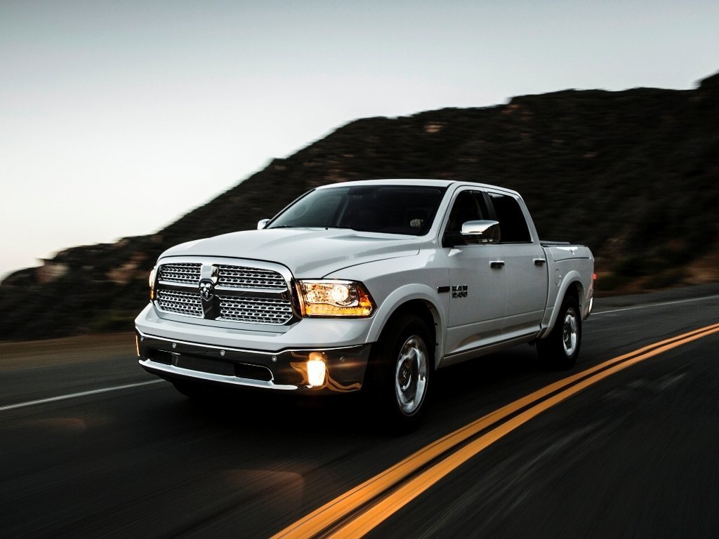 Расход газа двух комплектаций пикапа Двойная кабина 1500 Dodge RAM. Разница стоимости заправки газом и бензином. Автономный пробег до и после установки ГБО.