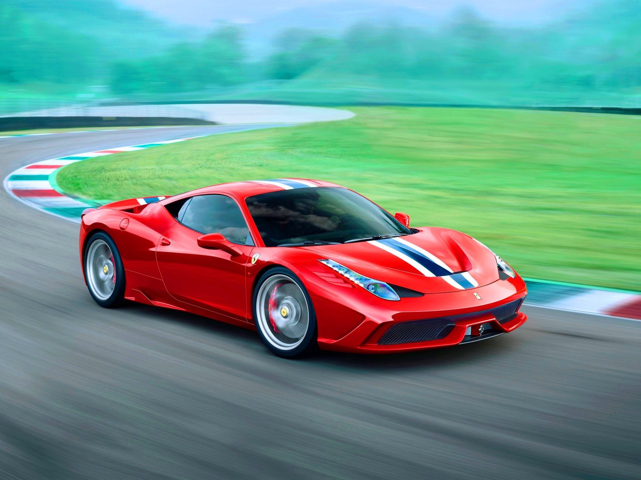 Расход газа одной комплектации купе Speciale Ferrari 458. Разница стоимости заправки газом и бензином. Автономный пробег до и после установки ГБО.