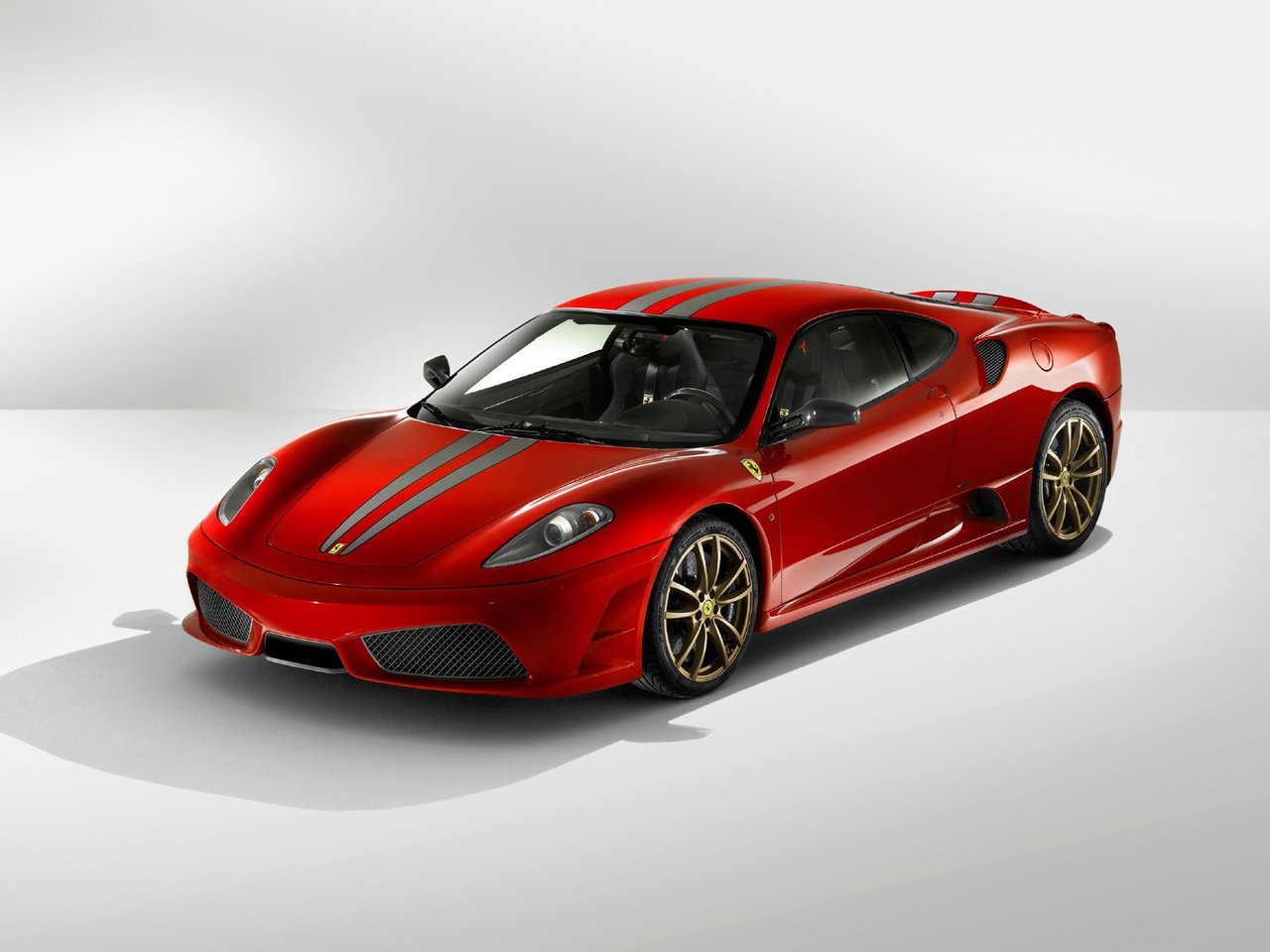 Расход газа одной комплектации купе Scuderia Ferrari F430. Разница стоимости заправки газом и бензином. Автономный пробег до и после установки ГБО.