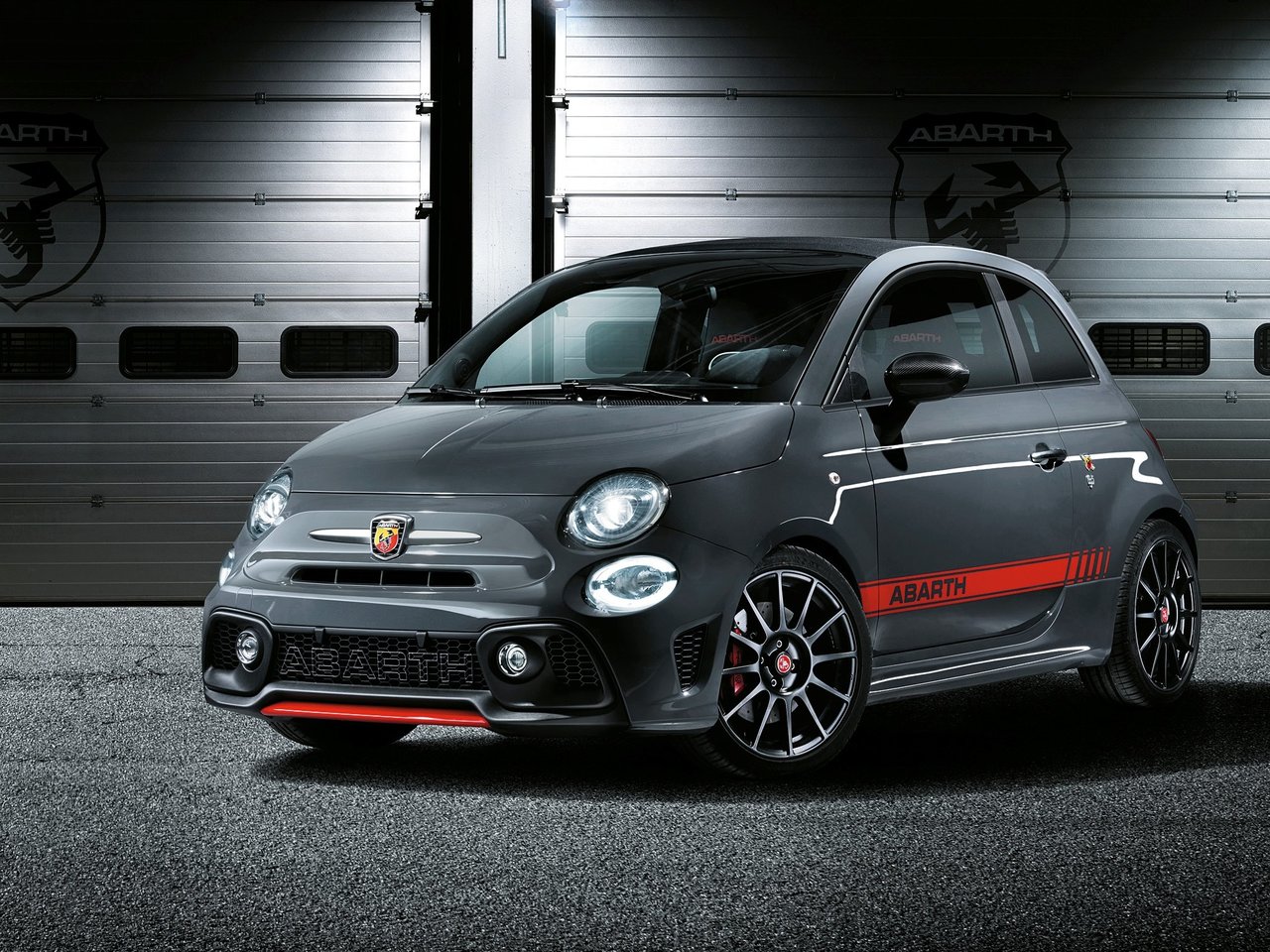 Расход газа двух комплектаций кабриолет Abarth Fiat 500. Разница стоимости заправки газом и бензином. Автономный пробег до и после установки ГБО.