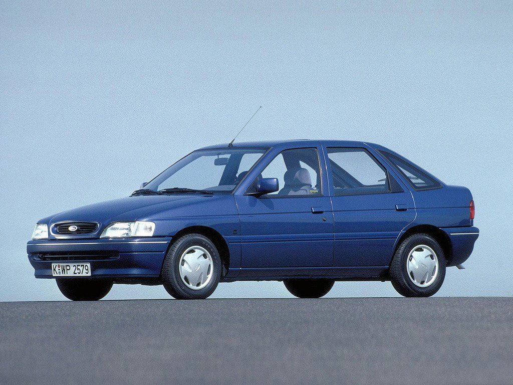 Снижаем расход Ford Escort на топливо, устанавливаем ГБО