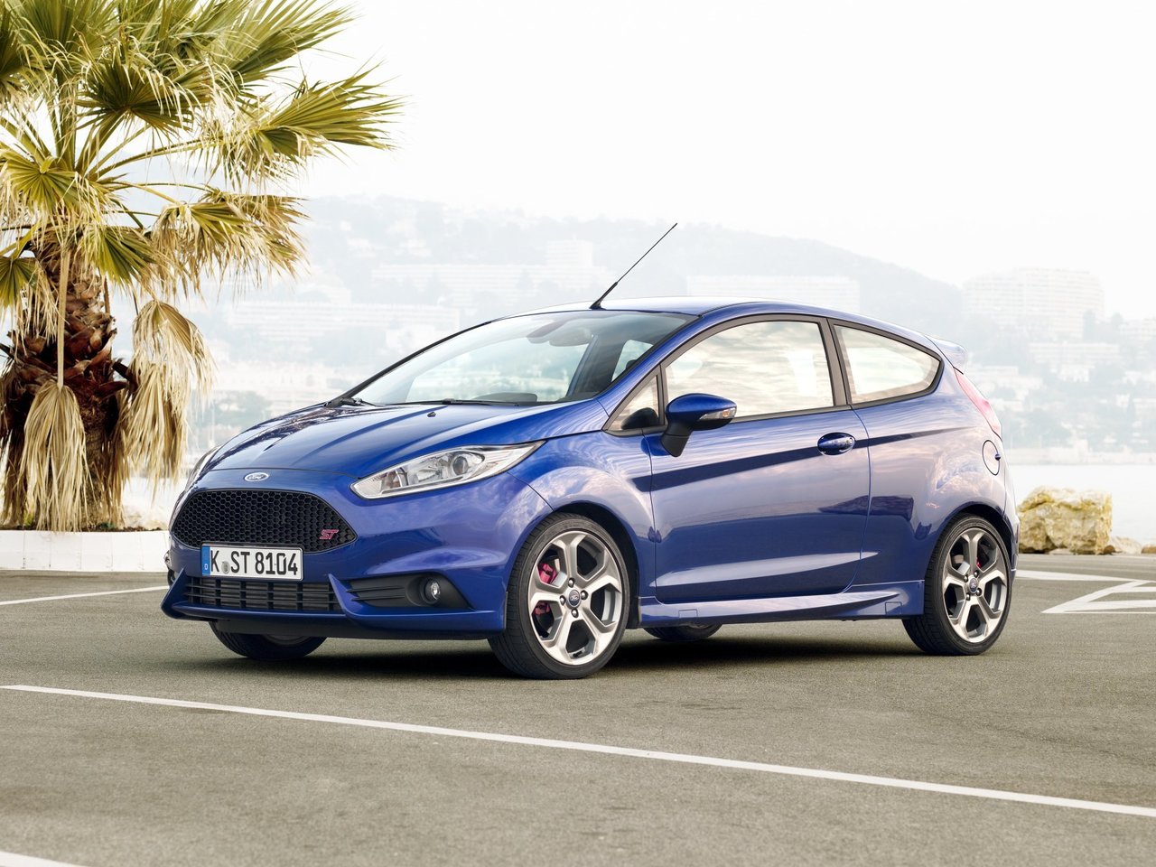 Расход газа одной комплектации хэтчбека три двери Ford Fiesta ST. Разница стоимости заправки газом и бензином. Автономный пробег до и после установки ГБО.