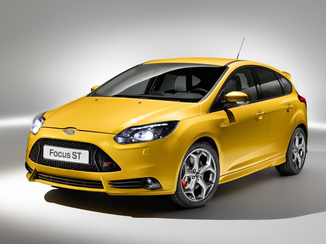 Снижаем расход Ford Focus ST на топливо, устанавливаем ГБО