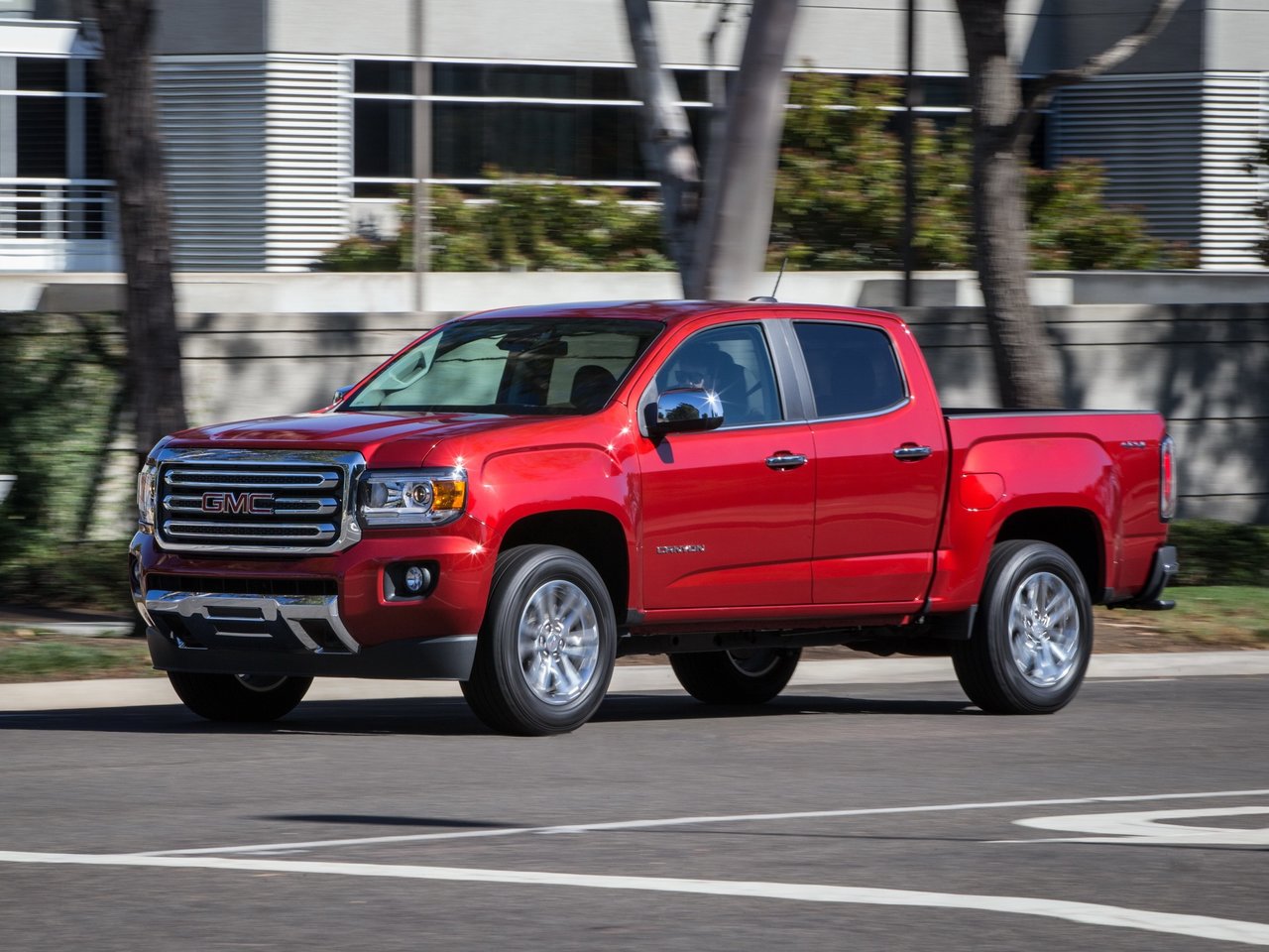 Расход газа двух комплектаций пикапа Двойная кабина GMC Canyon. Разница стоимости заправки газом и бензином. Автономный пробег до и после установки ГБО.