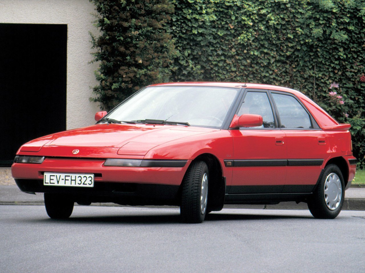 Снижаем расход Mazda 323 на топливо, устанавливаем ГБО