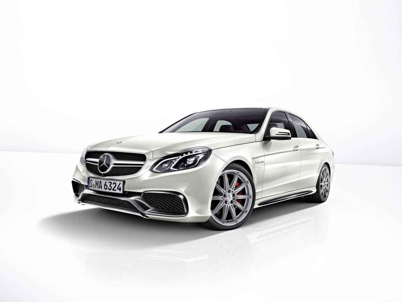 Снижаем расход Mercedes-Benz E-klasse AMG на топливо, устанавливаем ГБО