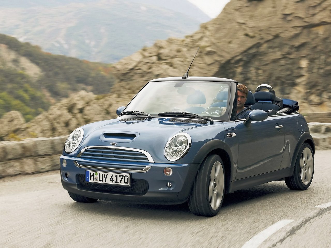 Расход газа двух комплектаций кабриолет Cooper S MINI Cabrio. Разница стоимости заправки газом и бензином. Автономный пробег до и после установки ГБО.