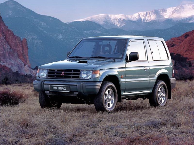 Установка ГБО на внедорожник 3 дв. Mitsubishi Pajero II — расход бензина и  газа, ёмкость бака, экономия на бензине после установки газа в  Санкт-Петербурге