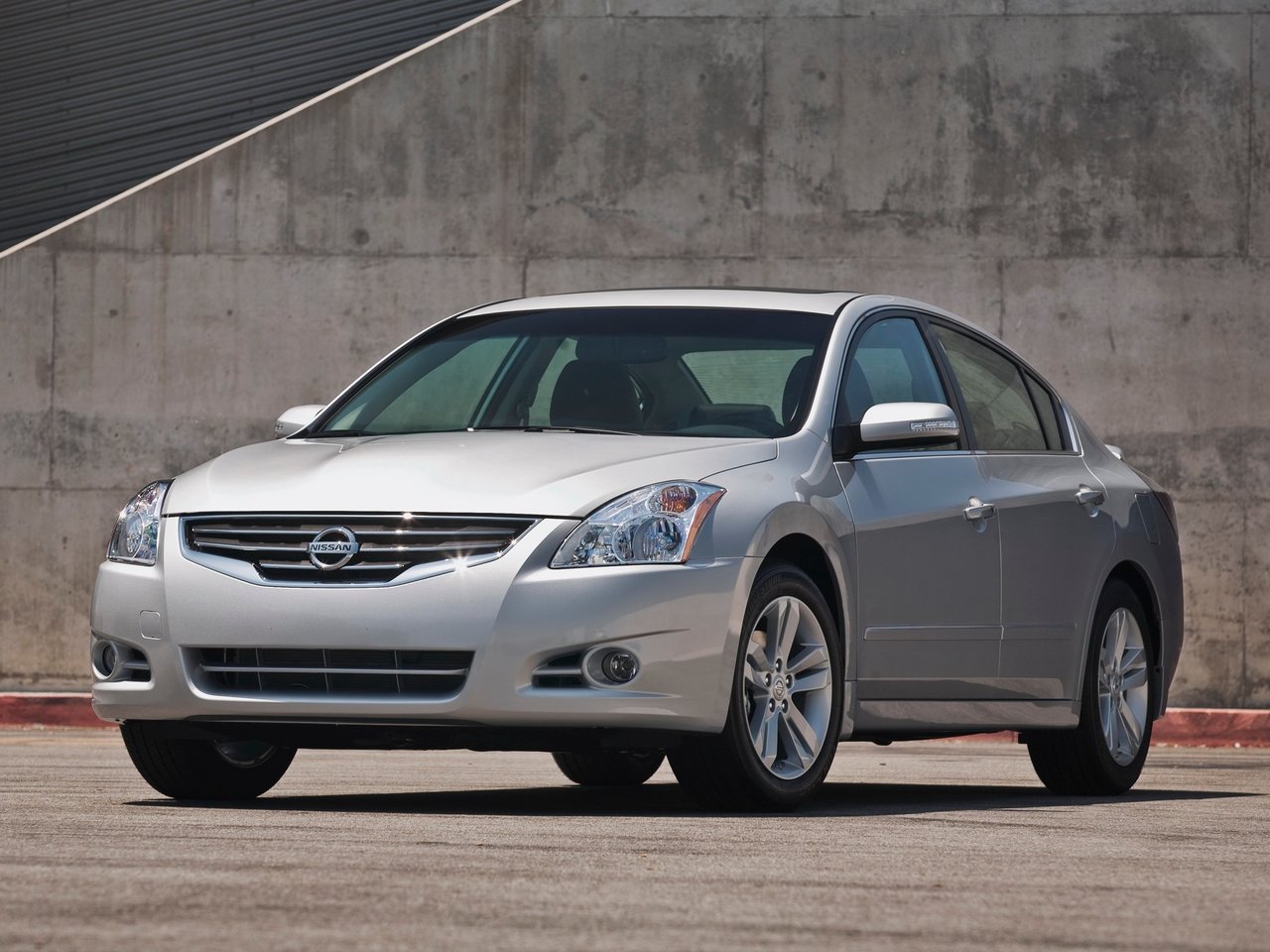 Снижаем расход Nissan Altima на топливо, устанавливаем ГБО