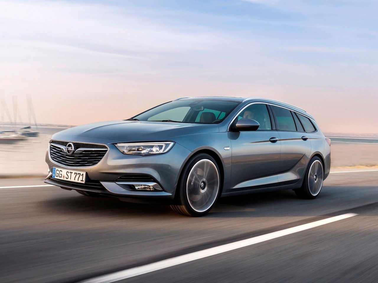 Расход газа трёх комплектаций универсала пять дверей Opel Insignia. Разница стоимости заправки газом и бензином. Автономный пробег до и после установки ГБО.