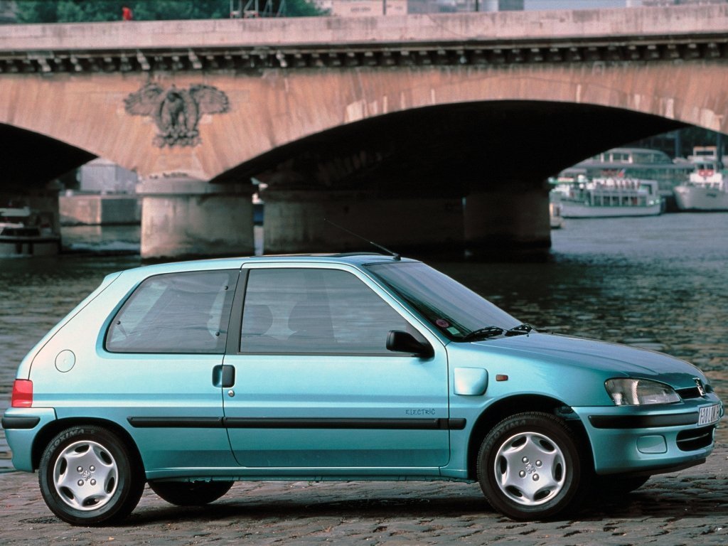 Расход газа пяти комплектаций хэтчбека три двери Peugeot 106. Разница стоимости заправки газом и бензином. Автономный пробег до и после установки ГБО.