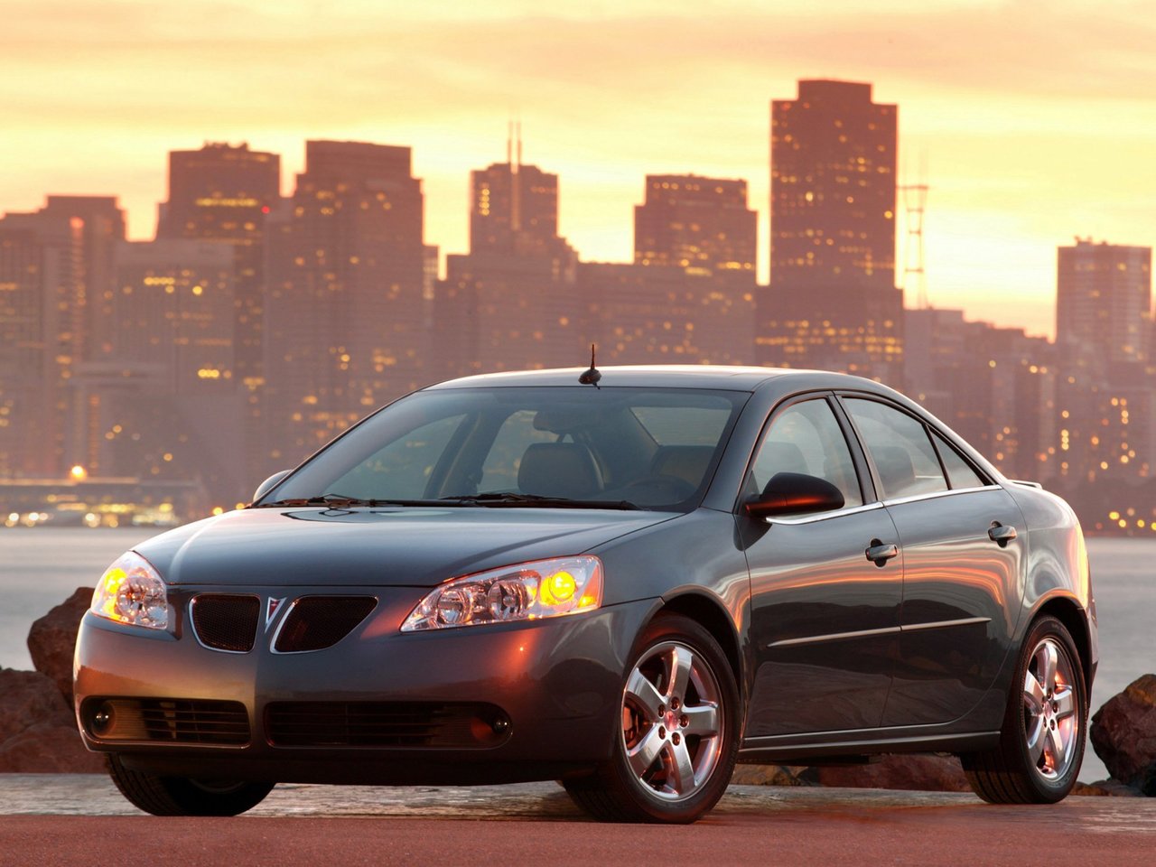 Расход газа трёх комплектаций седана Pontiac G6. Разница стоимости заправки газом и бензином. Автономный пробег до и после установки ГБО.