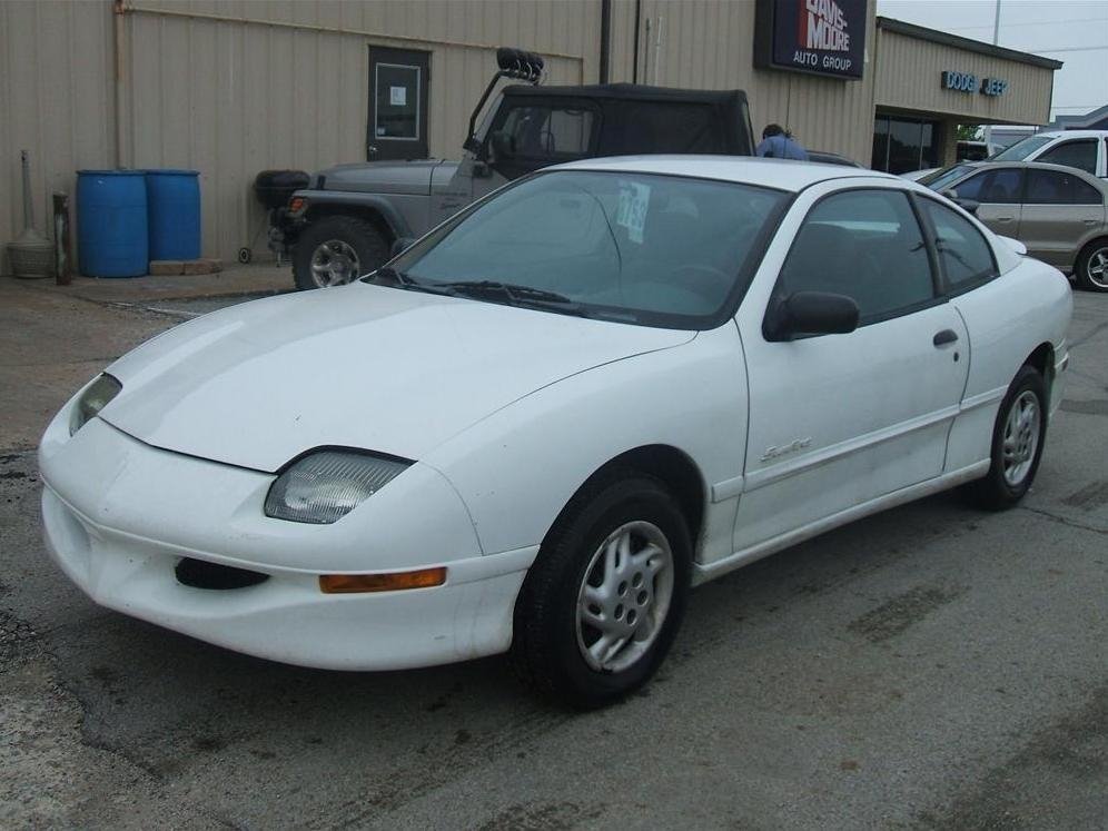 Расход газа четырёх комплектаций купе Pontiac Sunfire. Разница стоимости заправки газом и бензином. Автономный пробег до и после установки ГБО.