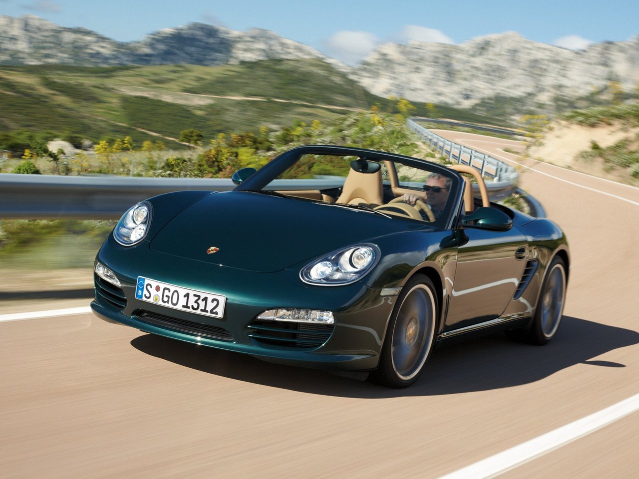 Расход газа шести комплектаций родстера Porsche Boxster. Разница стоимости заправки газом и бензином. Автономный пробег до и после установки ГБО.