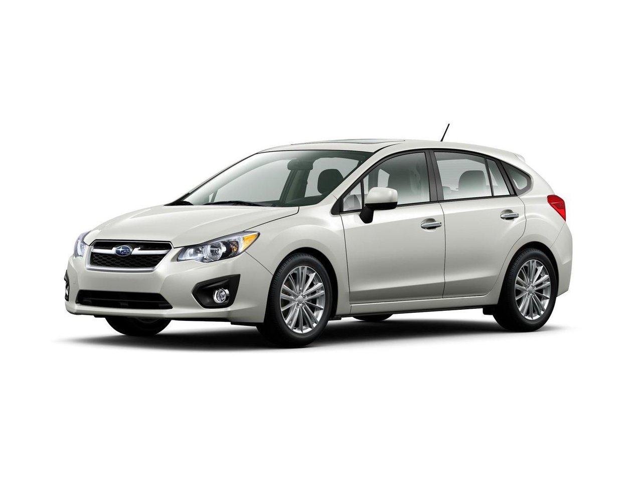 Расход газа четырёх комплектаций хэтчбека пять дверей Subaru Impreza. Разница стоимости заправки газом и бензином. Автономный пробег до и после установки ГБО.