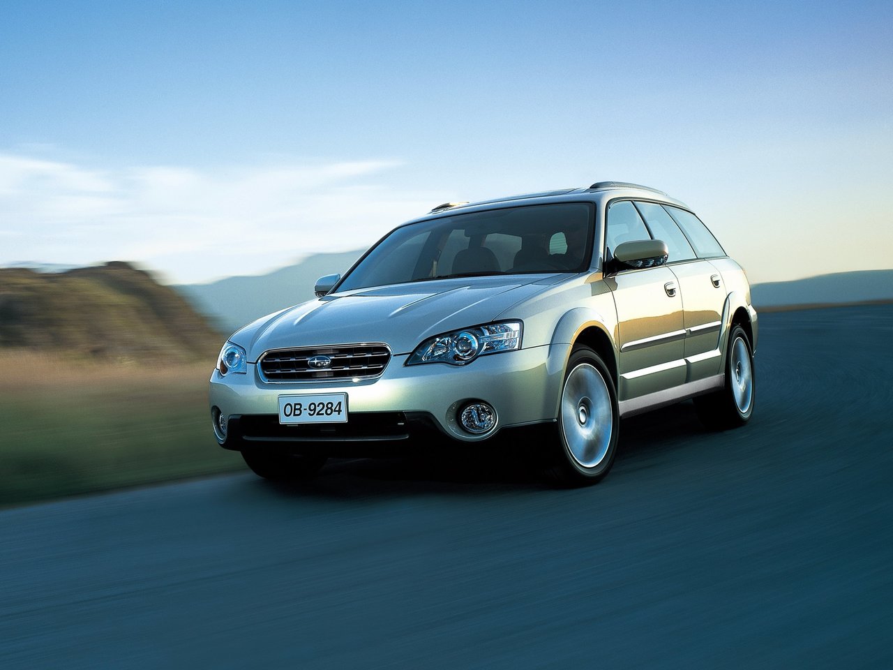 Расход газа трёх комплектаций универсала пять дверей Subaru Outback. Разница стоимости заправки газом и бензином. Автономный пробег до и после установки ГБО.