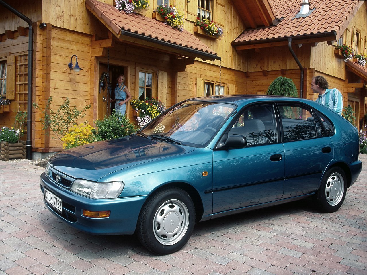 Расход газа трёх комплектаций лифтбек Liftback Toyota Corolla. Разница стоимости заправки газом и бензином. Автономный пробег до и после установки ГБО.