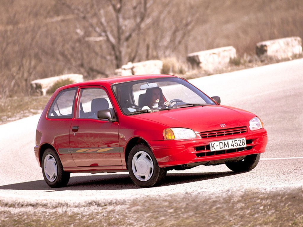 Расход газа четырёх комплектаций хэтчбека три двери Toyota Starlet. Разница стоимости заправки газом и бензином. Автономный пробег до и после установки ГБО.