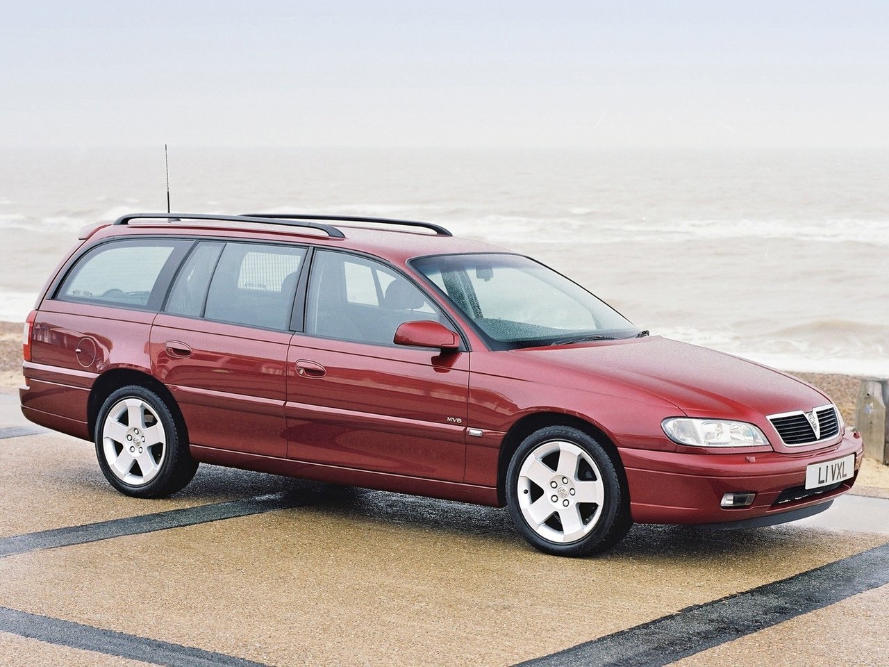 Расход газа двенадцати комплектаций универсала пять дверей Vauxhall Omega. Разница стоимости заправки газом и бензином. Автономный пробег до и после установки ГБО.